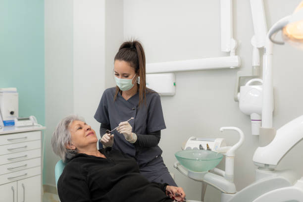 Best Chipped Tooth Repair Near Me  in Mercedes, TX